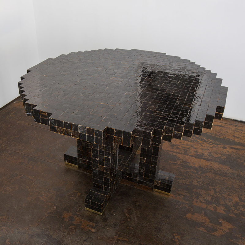 Piet Hein Eek - Waste Waste Table 40x40 - Round, with brass baseboard