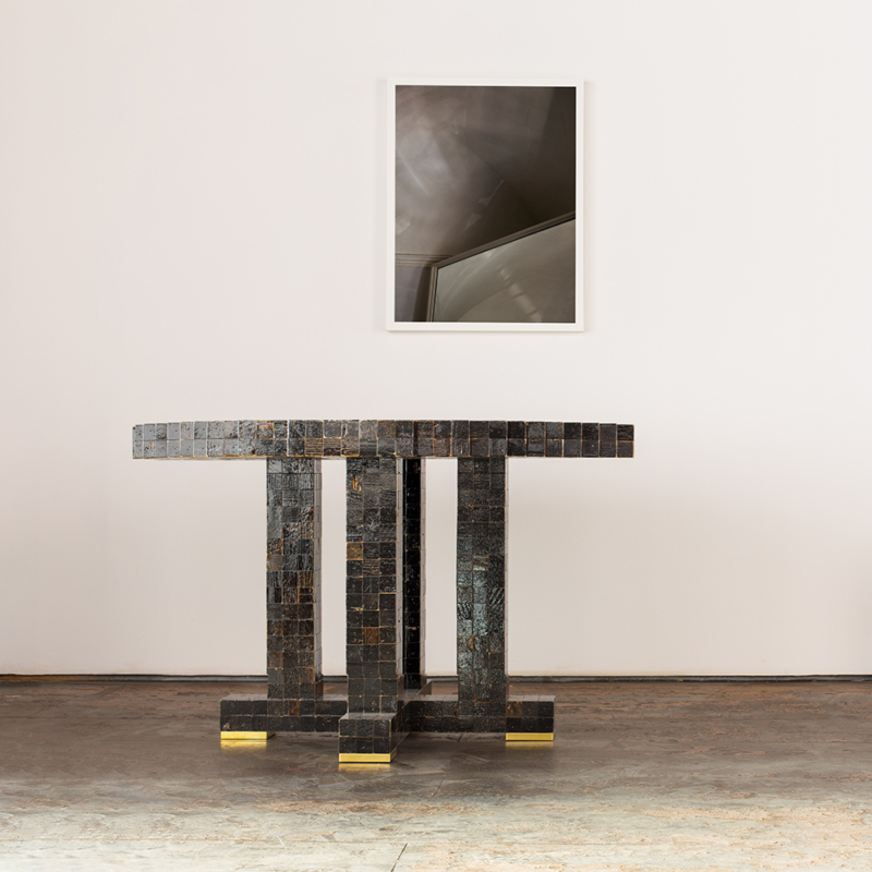 Piet Hein Eek - Waste Waste Table 40x40 - Round, with brass baseboard