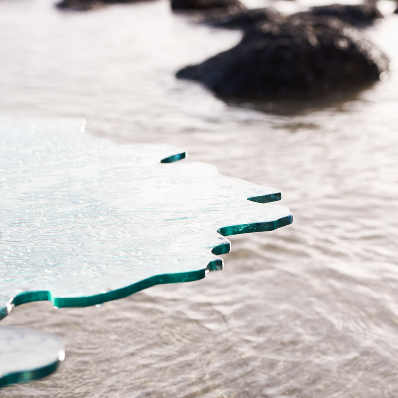 Cypraea - Ile Maurice low table in lava stone