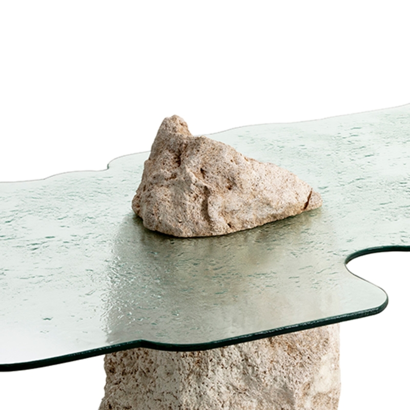 Cypraea - Ile Rodrigues low table in coral stone