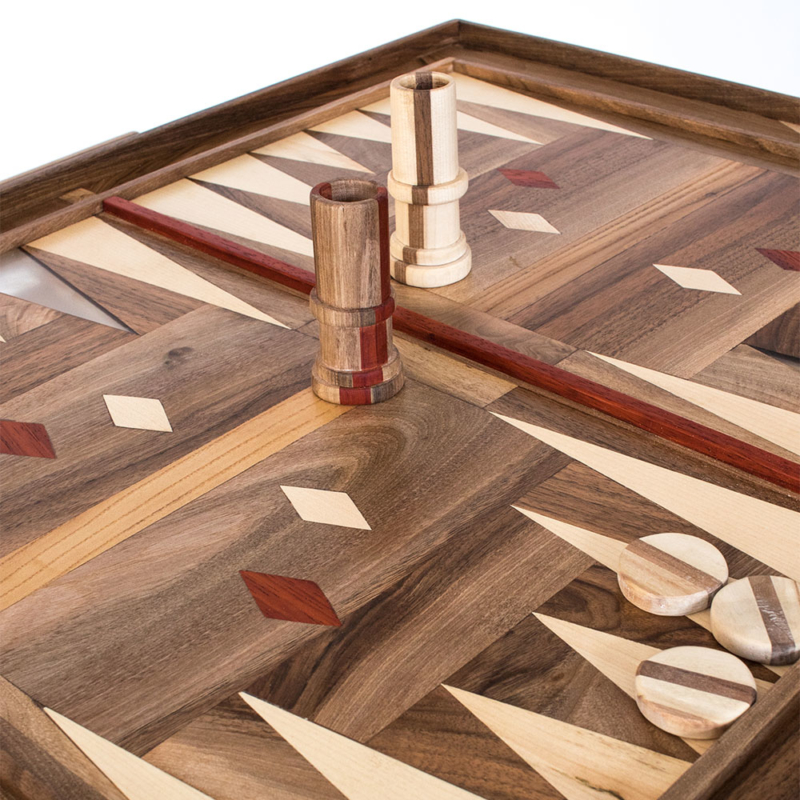 Hillsideout - Backgammon Tea Table