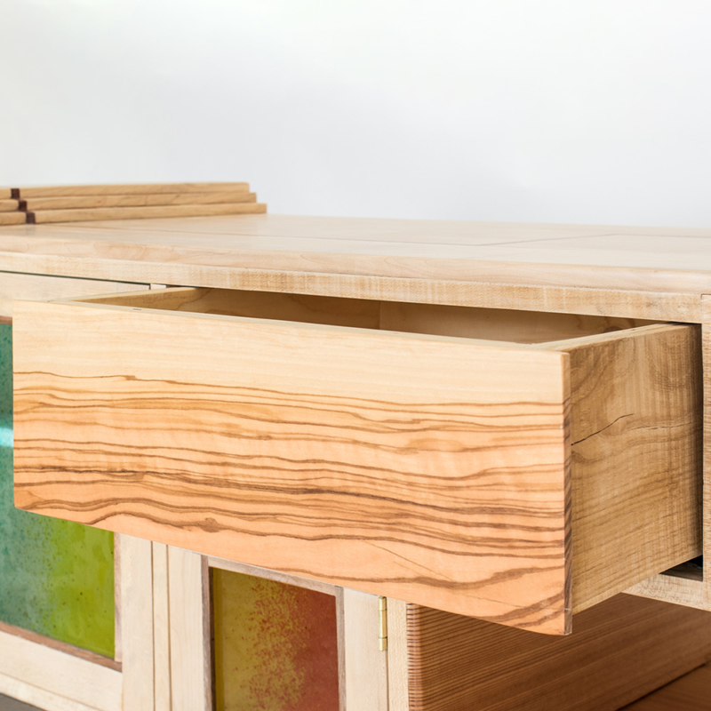 Hillsideout - Sand Senses Cupboard