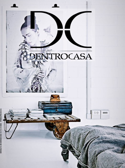 DENTRO CASA Italy 01:2022