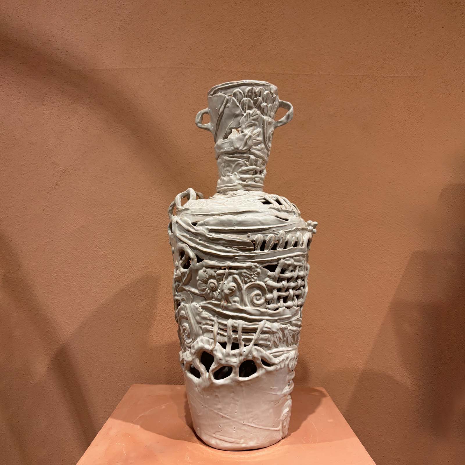 Chiara Berta - Ivory vase