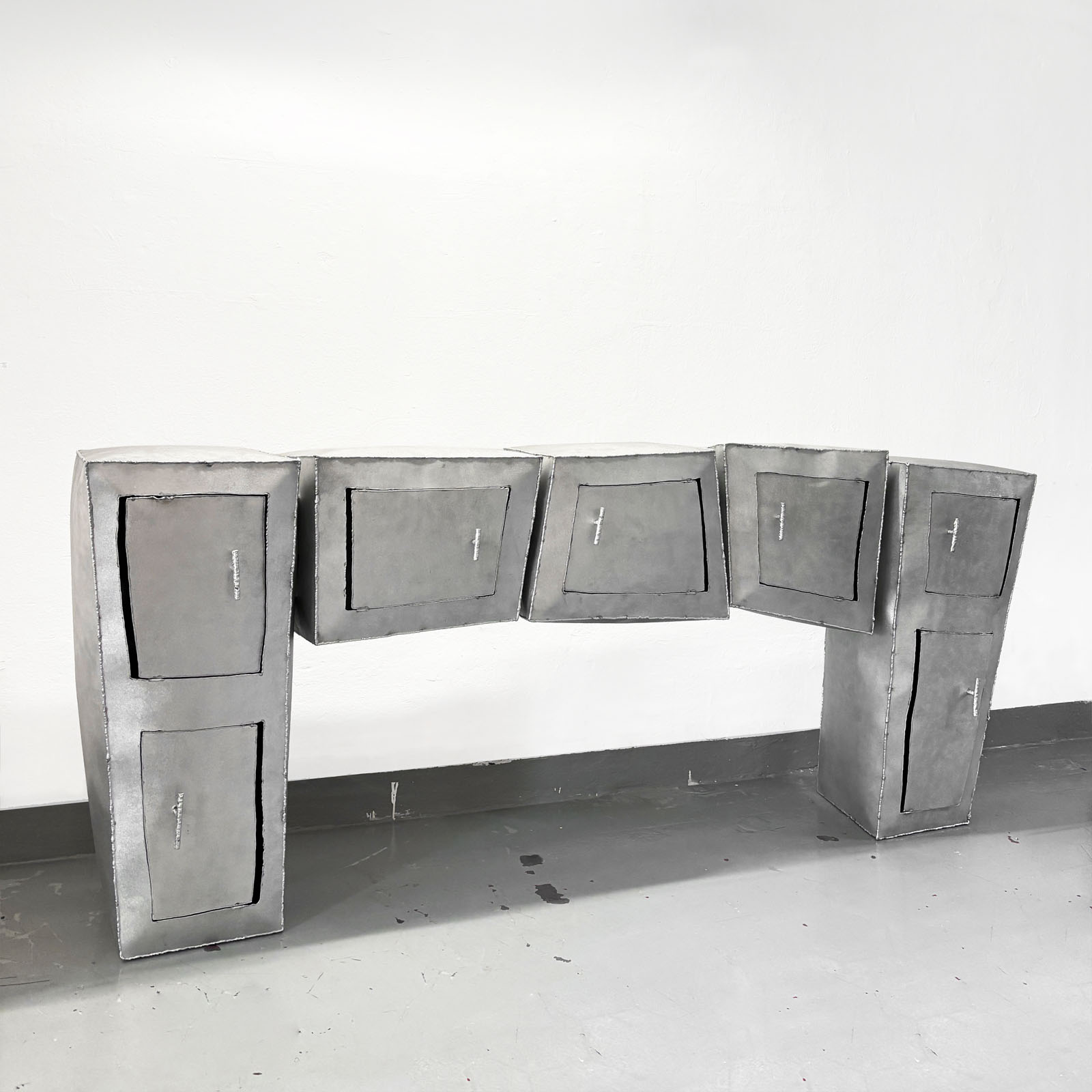 Finn Rossell - Inhale cabinet