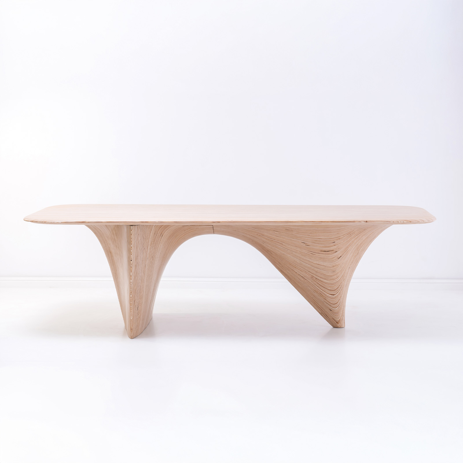 CyrylZ Design - Flow table