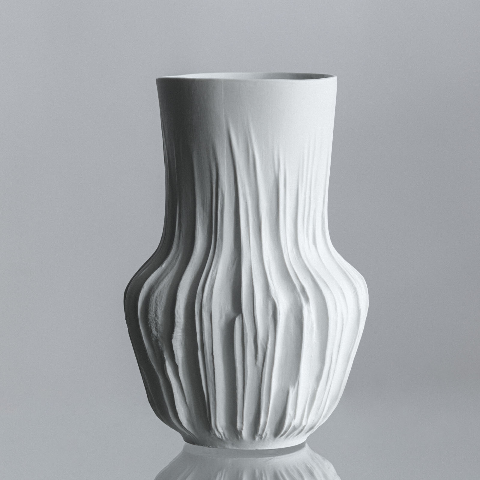 Marek Hanak - KV-01 – Vertical Structure vase