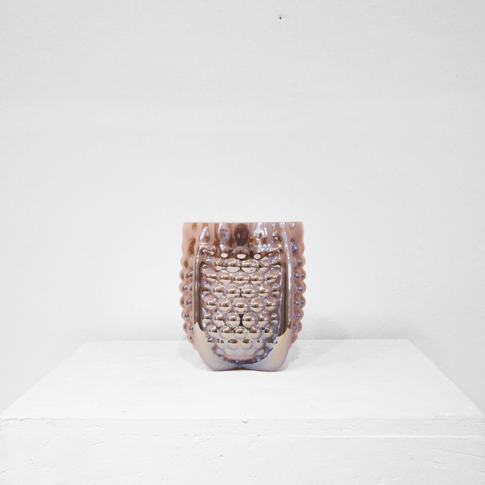 Hana Hillerova - Remix vassel S iridescent
