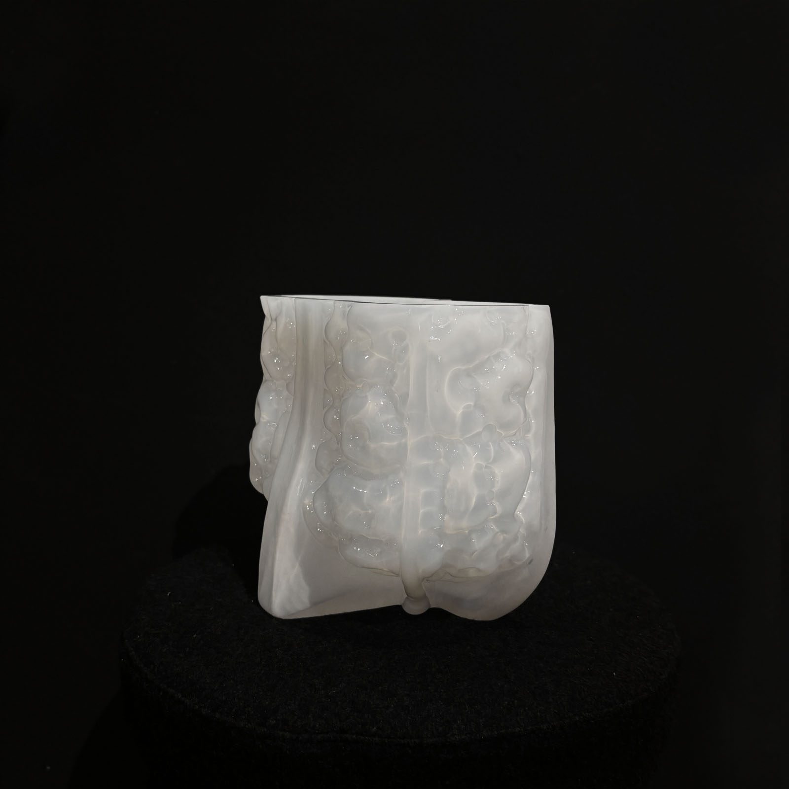 Hana Hillerova - Remix vessel S white