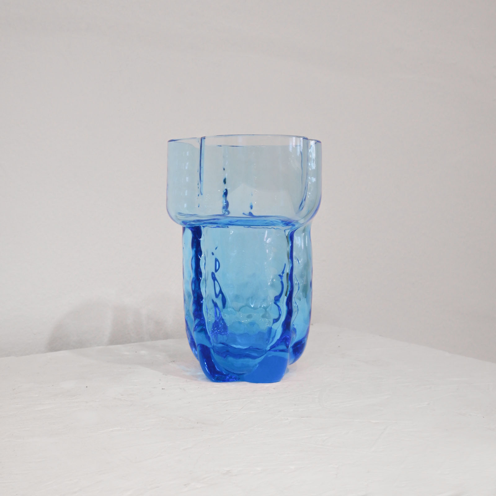 Hana Hillerova - Remix vassel S blue