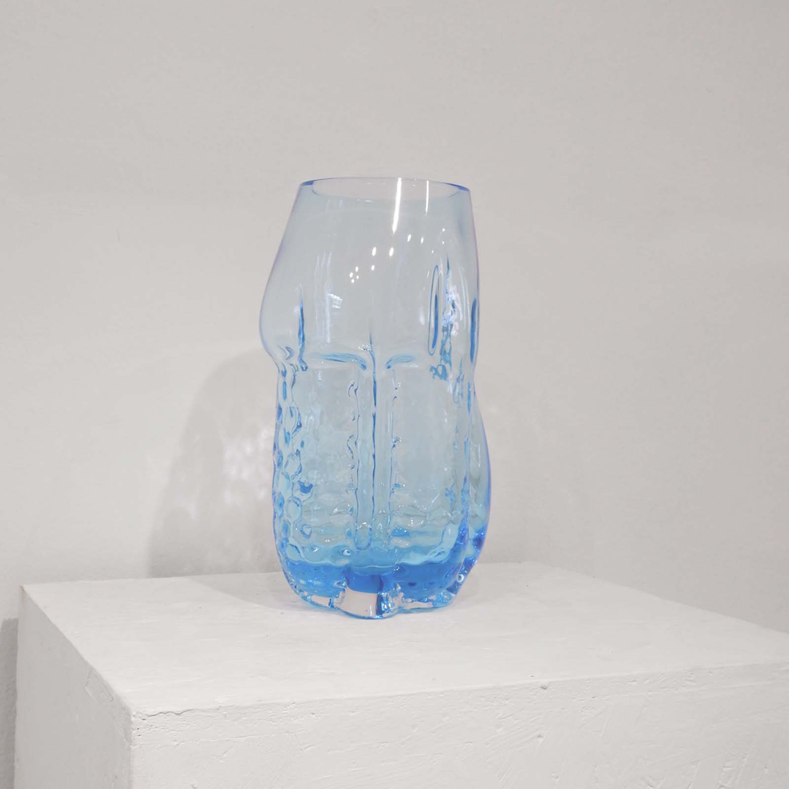 Hana Hillerova - Remix vassel M blue